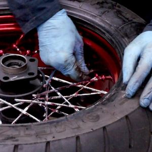 ep10 13 lacing the wheel rim